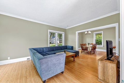 Tiny photo for 315 Isanti St, Duluth, MN 55803 (MLS # 6126017)