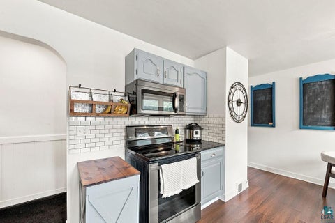 Tiny photo for 220 E Locust St, Duluth, MN 55811 (MLS # 6126869)