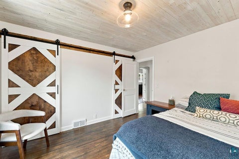 Tiny photo for 220 E Locust St, Duluth, MN 55811 (MLS # 6126869)