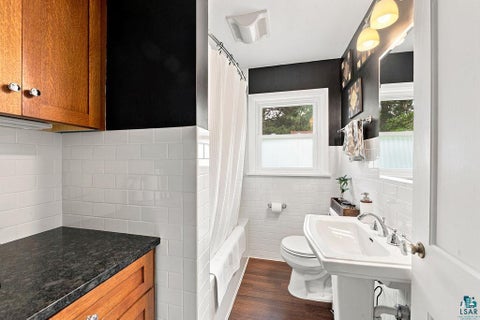 Tiny photo for 220 E Locust St, Duluth, MN 55811 (MLS # 6126869)