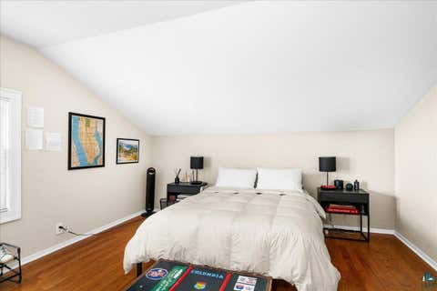 Tiny photo for 131 E Winona St, Duluth, MN 55803 (MLS # 6126067)