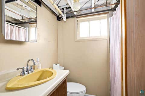 Tiny photo for 131 E Winona St, Duluth, MN 55803 (MLS # 6126067)
