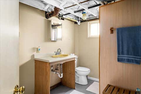 Tiny photo for 131 E Winona St, Duluth, MN 55803 (MLS # 6126067)