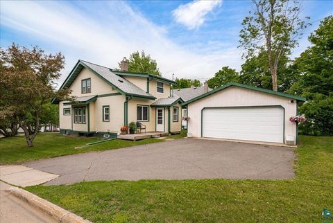 Tiny photo for 131 E Winona St, Duluth, MN 55803 (MLS # 6126067)