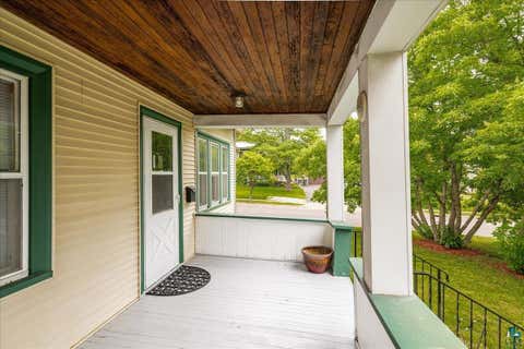 Tiny photo for 131 E Winona St, Duluth, MN 55803 (MLS # 6126067)