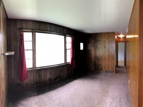 Tiny photo for 115 E Niagara St, Duluth, MN 55811 (MLS # 6123472)