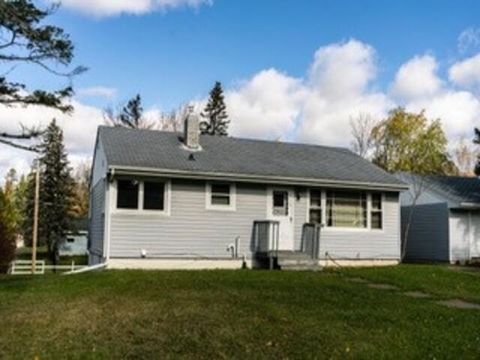 Tiny photo for 115 E Niagara St, Duluth, MN 55811 (MLS # 6123472)