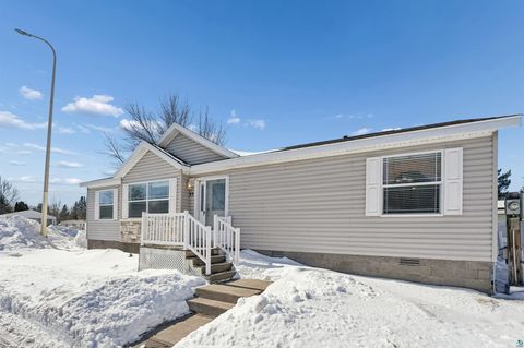 Tiny photo for 33 Ivy Dr, Duluth, MN 55810 (MLS # 6123822)