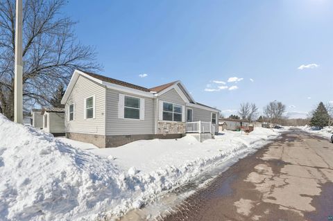Tiny photo for 33 Ivy Dr, Duluth, MN 55810 (MLS # 6123822)