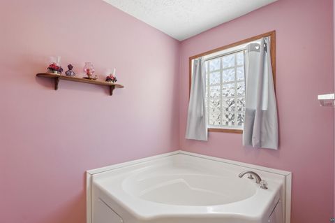 Tiny photo for 33 Ivy Dr, Duluth, MN 55810 (MLS # 6123822)