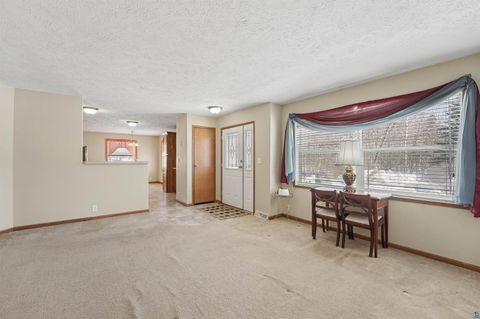 Tiny photo for 33 Ivy Dr, Duluth, MN 55810 (MLS # 6123822)