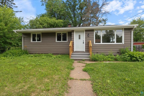 Tiny photo for 505 W Orange St, Duluth, MN 55811 (MLS # 6127326)