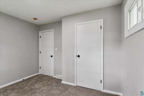 Tiny photo for 505 W Orange St, Duluth, MN 55811 (MLS # 6127326)