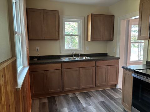 Tiny photo for 2515 Jefferson St, Duluth, MN 55812 (MLS # 6122708)