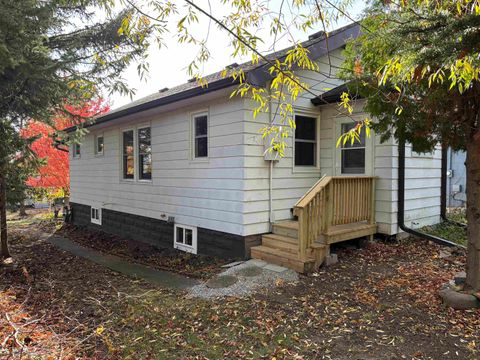 Tiny photo for 2515 Jefferson St, Duluth, MN 55812 (MLS # 6122708)
