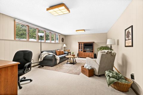 Tiny photo for 1910 Ponderosa Ave, Duluth, MN 55811 (MLS # 6123716)