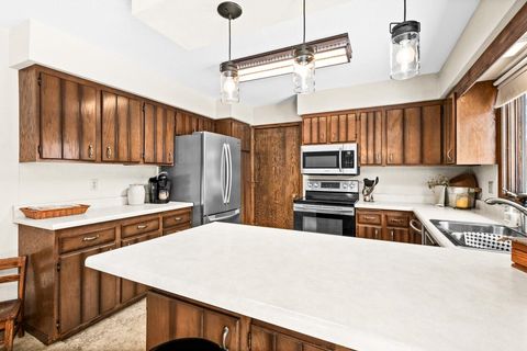 Tiny photo for 1910 Ponderosa Ave, Duluth, MN 55811 (MLS # 6123716)