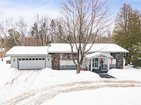 Photo of 1910 Ponderosa Ave, Duluth, MN 55811 (MLS # 6123716)