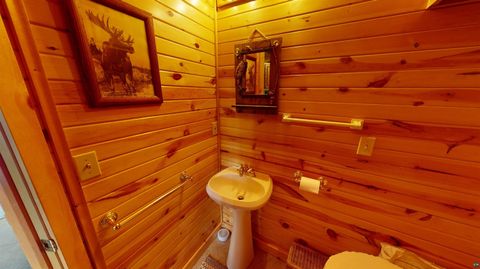 Tiny photo for 45 S Bearskin Rd, Grand Marais, MN 55604 (MLS # 6125495)