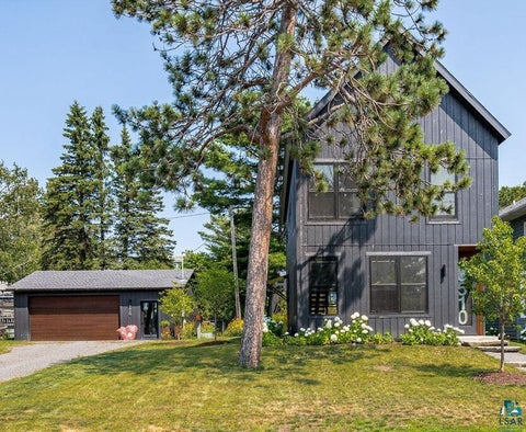 Photo of 3510 Minnesota Ave, Duluth, MN 55802 (MLS # 6127749)