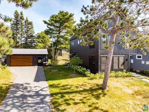 Tiny photo for 3510 Minnesota Ave, Duluth, MN 55802 (MLS # 6127749)