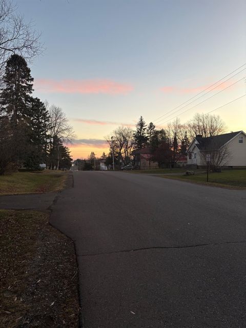 Tiny photo for 706 N Boundary Ave, Duluth, MN 55810 (MLS # 6123030)