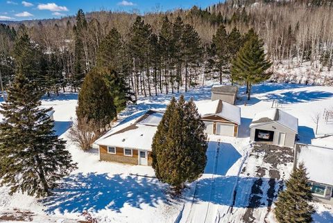 Tiny photo for 52 Davis Dr, Silver Bay, MN 55614 (MLS # 6123102)