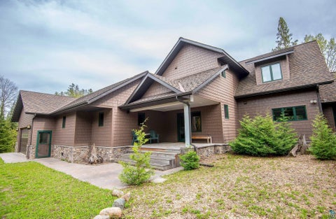 Photo of 190 N Loon Lake Rd, Grand Marais, MN 55604 (MLS # 6126257)