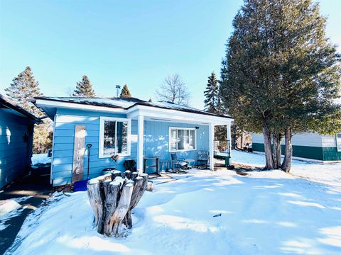 Photo of 36 Aiken Cr Cir, Silver Bay, MN 55614 (MLS # 6123455)