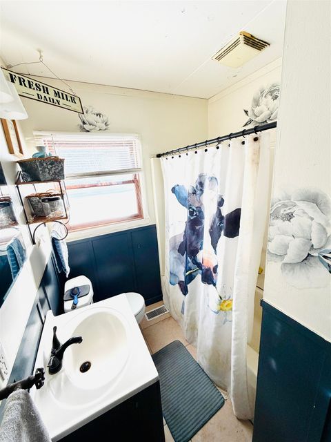 Tiny photo for 36 Aiken Cr Cir, Silver Bay, MN 55614 (MLS # 6123455)