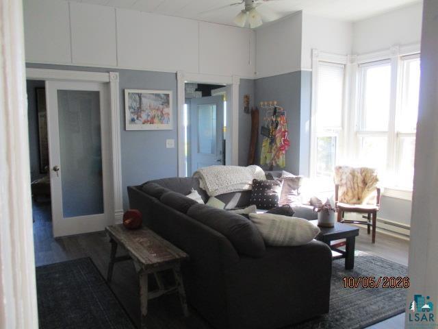 409 Front St
