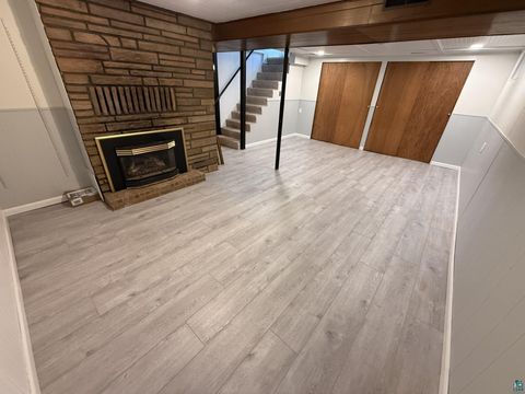 Tiny photo for 3722 E 4th St, Duluth, MN 55804 (MLS # 6125620)