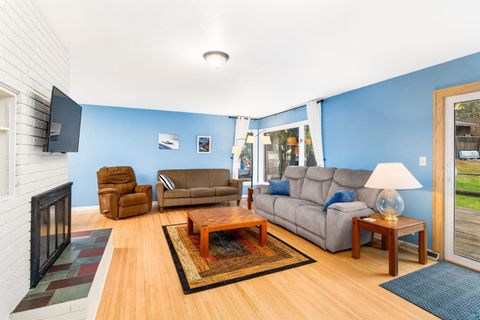 Tiny photo for 4011 Pitt St, Duluth, MN 55804 (MLS # 6124902)