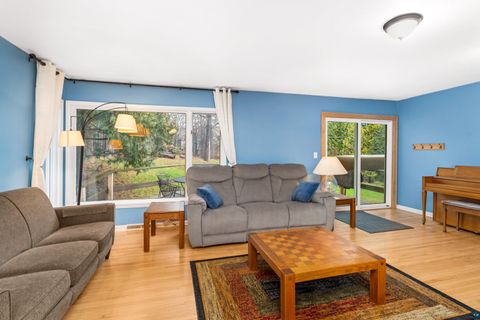 Tiny photo for 4011 Pitt St, Duluth, MN 55804 (MLS # 6124902)