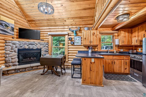 Tiny photo for 2626 Ridgeview Dr, Two Harbors, MN 55616 (MLS # 6128013)