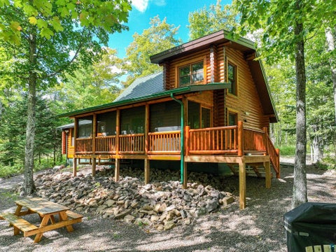 Tiny photo for 2626 Ridgeview Dr, Two Harbors, MN 55616 (MLS # 6128013)