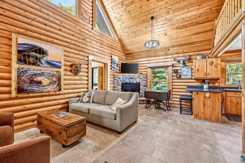 Tiny photo for 2626 Ridgeview Dr, Two Harbors, MN 55616 (MLS # 6128013)