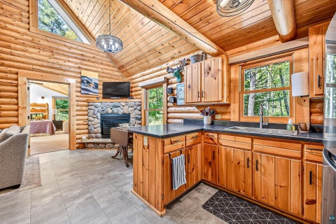 Tiny photo for 2626 Ridgeview Dr, Two Harbors, MN 55616 (MLS # 6128013)