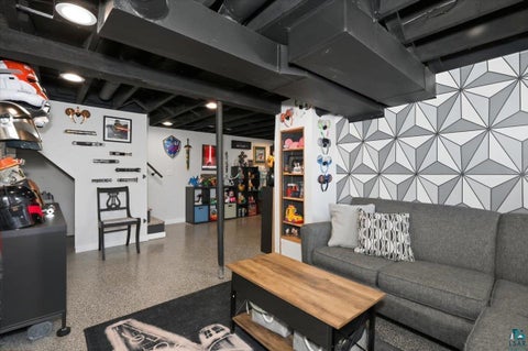 Tiny photo for 12 W Winona St, Duluth, MN 55803 (MLS # 6127739)