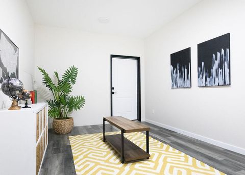 Tiny photo for 417 Elk St, Duluth, MN 55804 (MLS # 6123358)