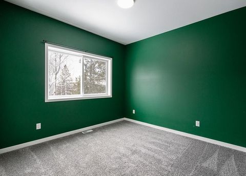 Tiny photo for 417 Elk St, Duluth, MN 55804 (MLS # 6123358)