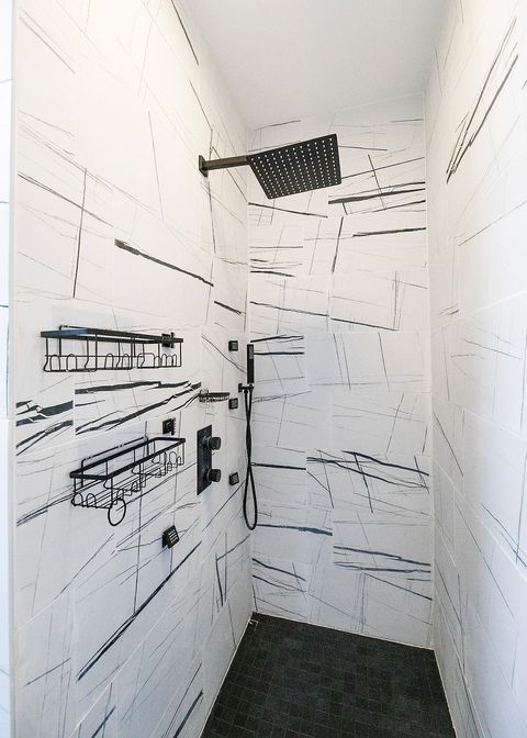 Tiny photo for 417 Elk St, Duluth, MN 55804 (MLS # 6123358)