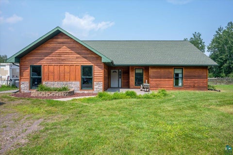 Photo of 3155 Poplar Rd, Duluth, MN 55804 (MLS # 6128112)