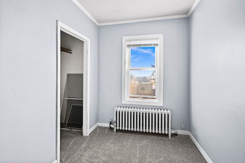 Tiny photo for 18 Piedmont Ave, Duluth, MN 55806 (MLS # 6123502)