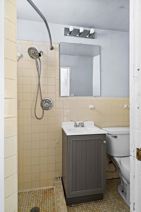 Tiny photo for 18 Piedmont Ave, Duluth, MN 55806 (MLS # 6123502)