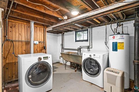 Tiny photo for 1904 Piedmont Ave, Duluth, MN 55811 (MLS # 6125771)