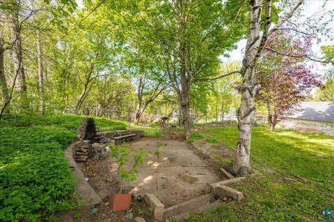 Tiny photo for 1904 Piedmont Ave, Duluth, MN 55811 (MLS # 6125771)