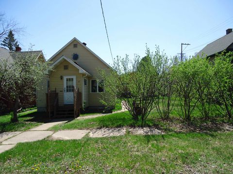 Tiny photo for 17 SE 3rd St, Chisholm, MN 55719 (MLS # 6123463)