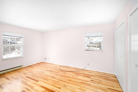 Tiny photo for 202 E 7th St #D, Duluth, MN 55805 (MLS # 6123692)