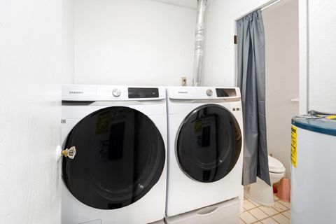 Tiny photo for 202 E 7th St #D, Duluth, MN 55805 (MLS # 6123692)